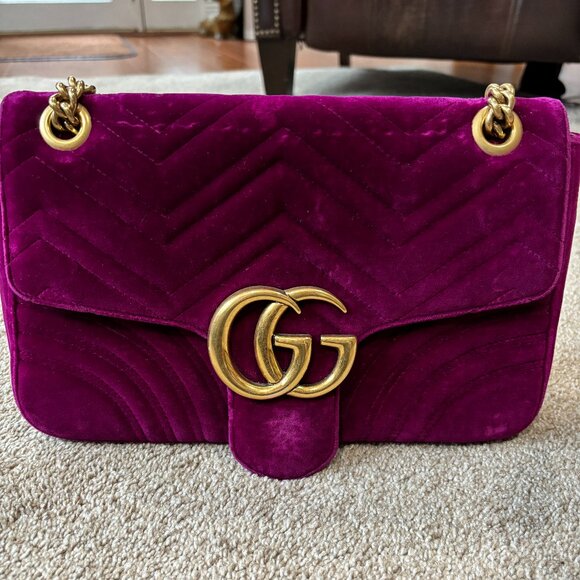 Gucci GG Marmont Matelasse Velvet Medium Shoulder Bag - Picture 1 of 12